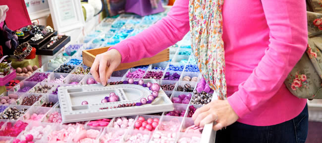 How to find the best deals on beads