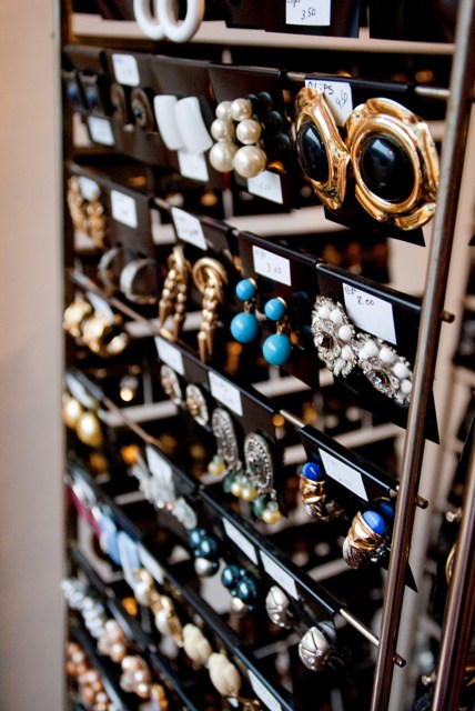 3 Tips in Shopping Second Hand Jewelry  Beads and Pieces