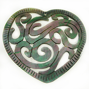 Blacklip heart carved wholesale pendant