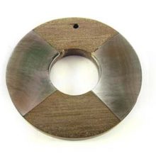 Blacklip/graywood donut wholesale pendant