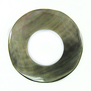 Blacklip 30mm donut wholesale pendant
