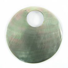 Blacklip round pendant with large center hole