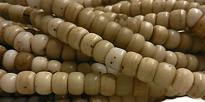 Wholesale padres 300 year old glass beads