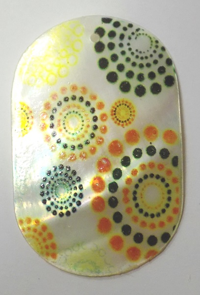 River shell in decal print pendant