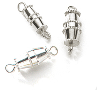 Types of jewelry clasps